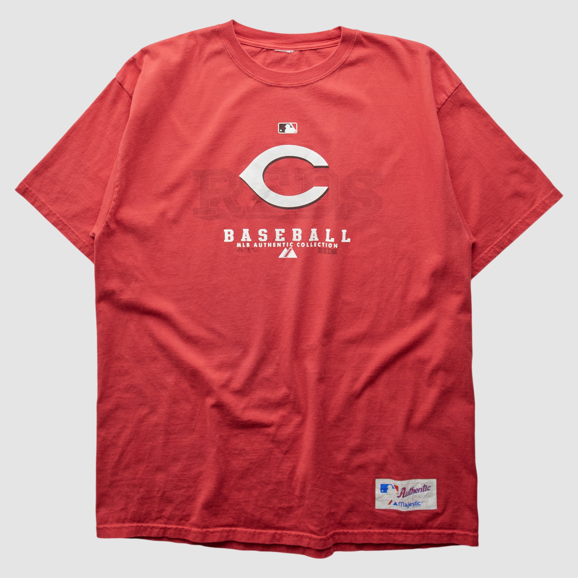Cincinnati Reds Majestic 2000s T-Shirt - Red - 2XL