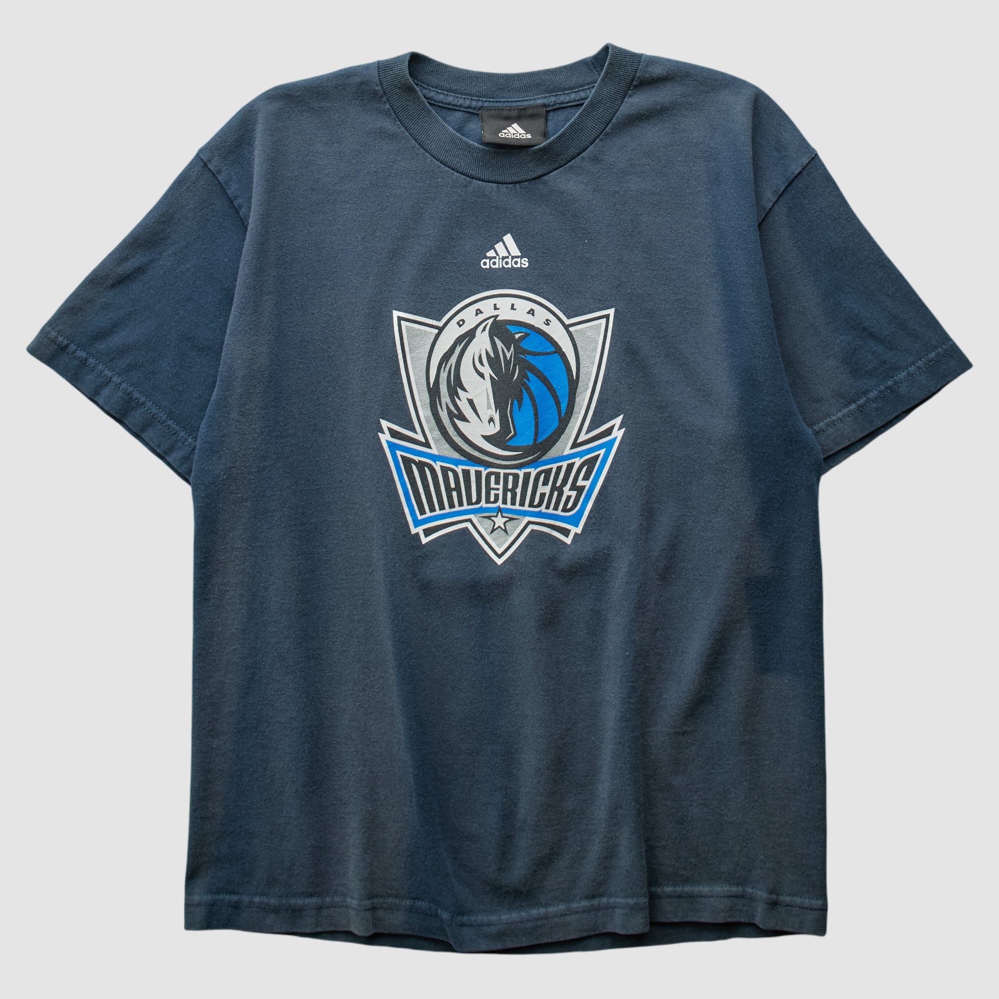 Dallas Mavericks Adidas 2010s T-shirt - Navy - XS