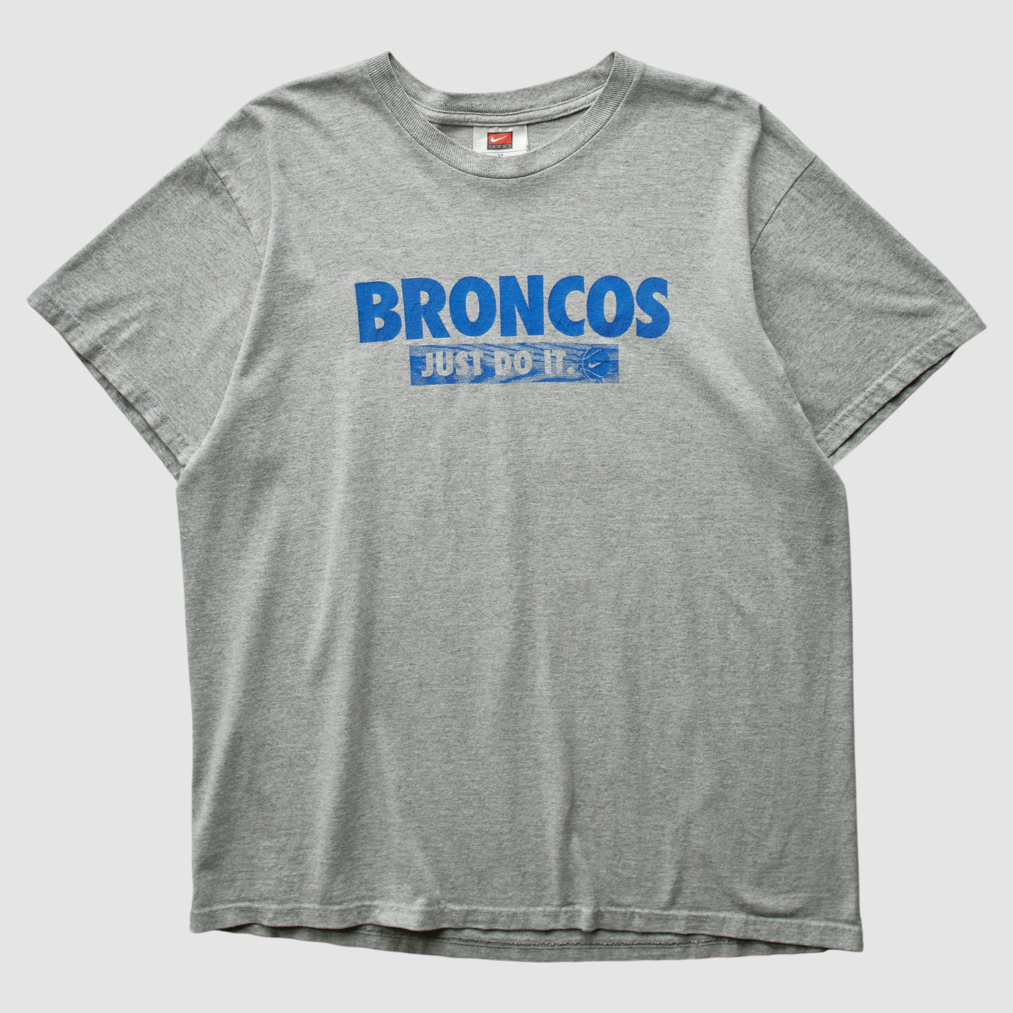 Boise State Broncos Nike 2000s T-shirt - Heather Gray - M