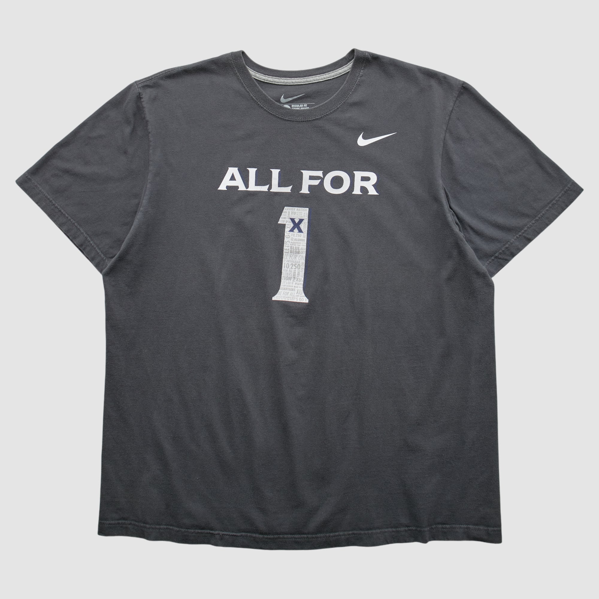 Xavier Musketeers Nike 2010s T-shirt - Charcoal - M