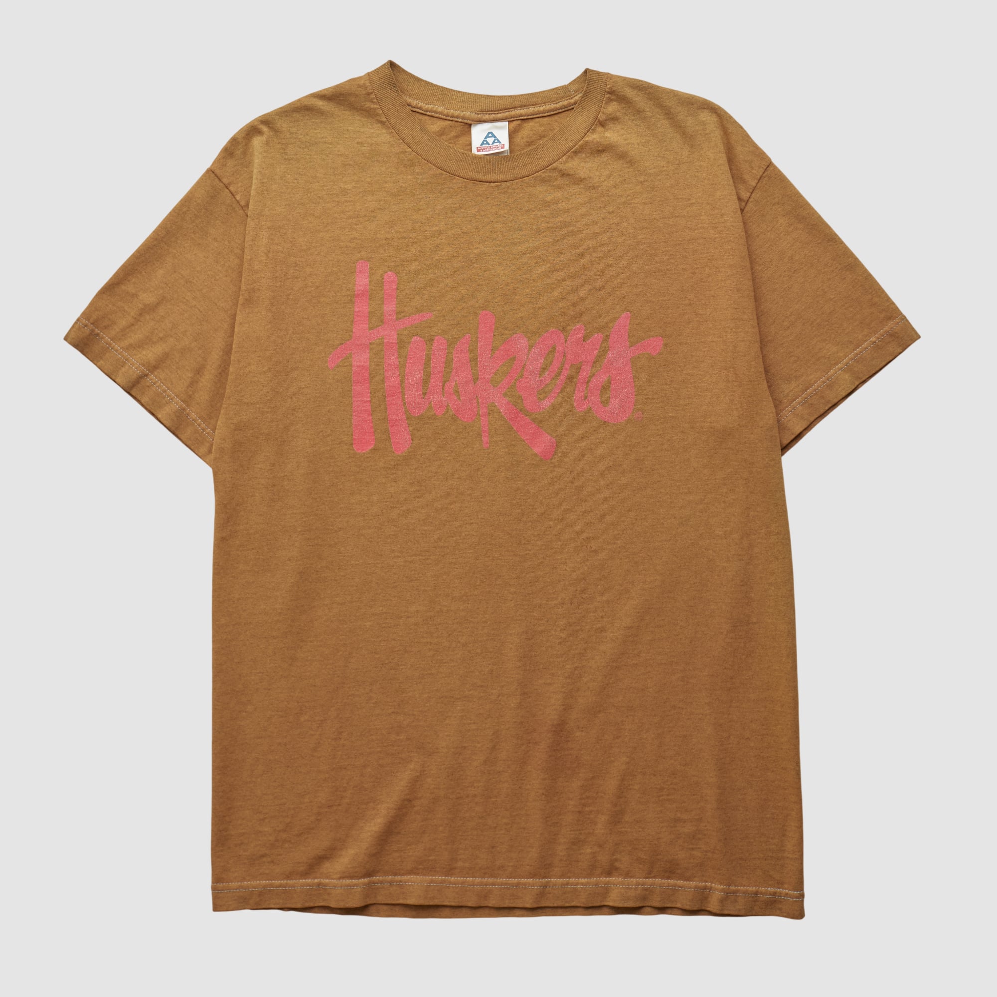 Nebraska Huskers Al Style Apparel 2000s T-shirt - Clay - L