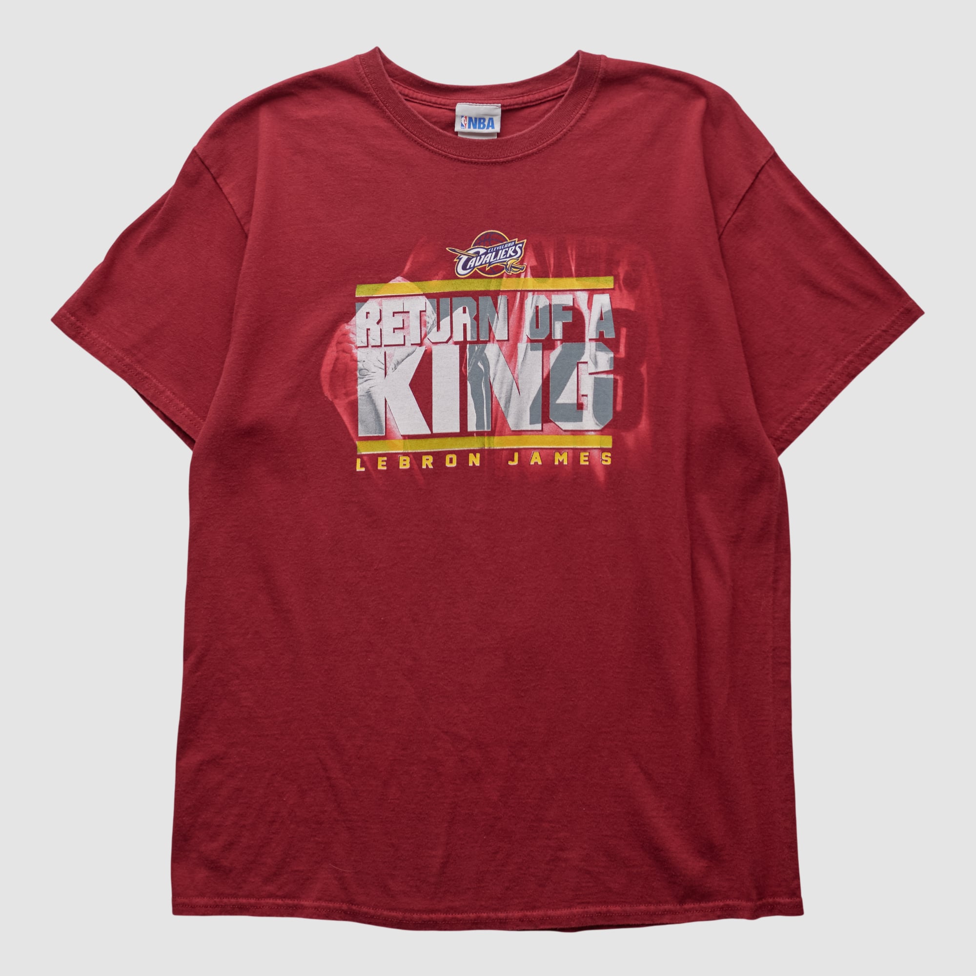 LeBron James NBA 2000s T-shirt - Red - M