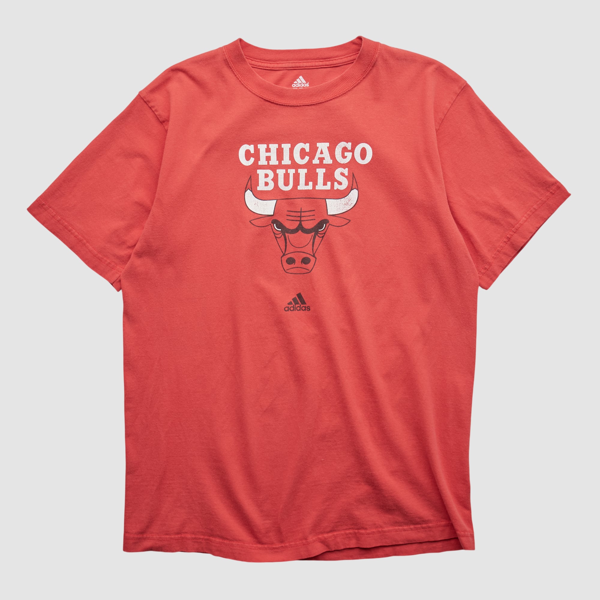 Chicago Bulls Adidas 2000s T-shirt - Red - S