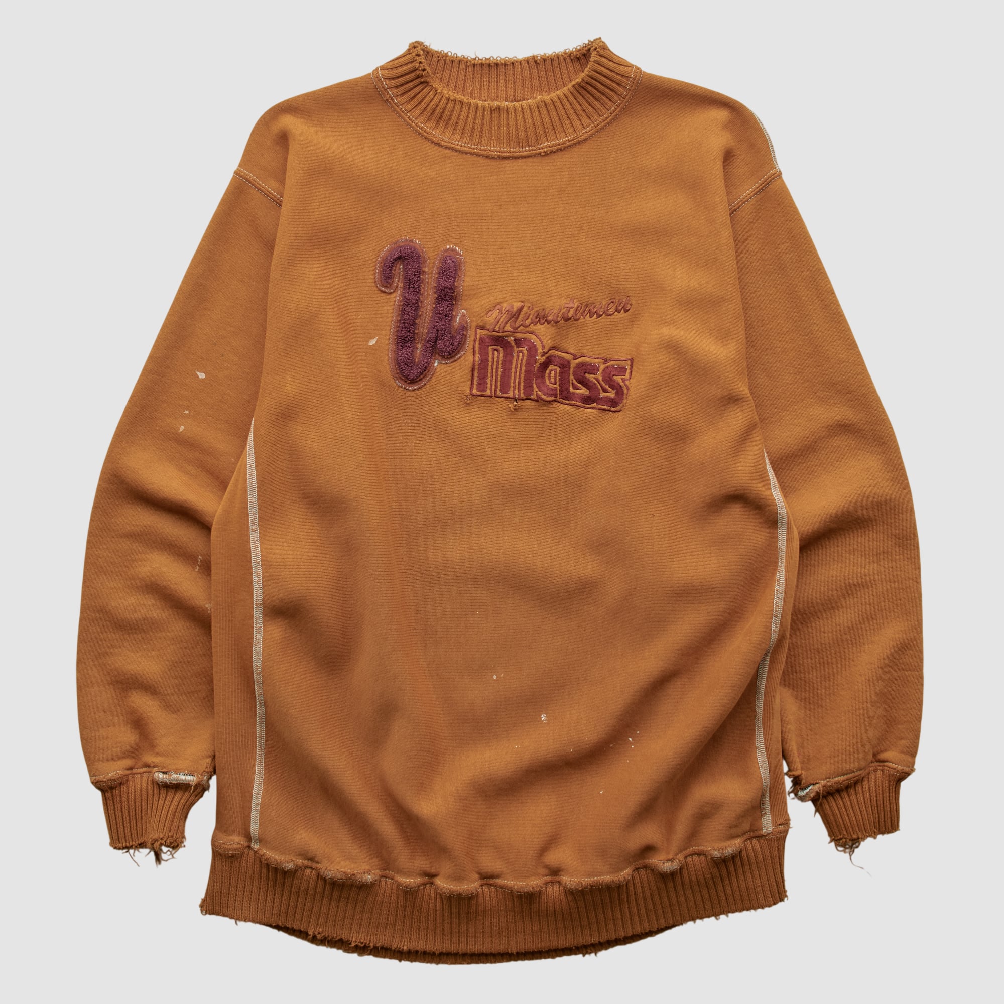 UMass Minutemen Nutmeg Mills 90s Pullover Sweatshirt - Clay - M