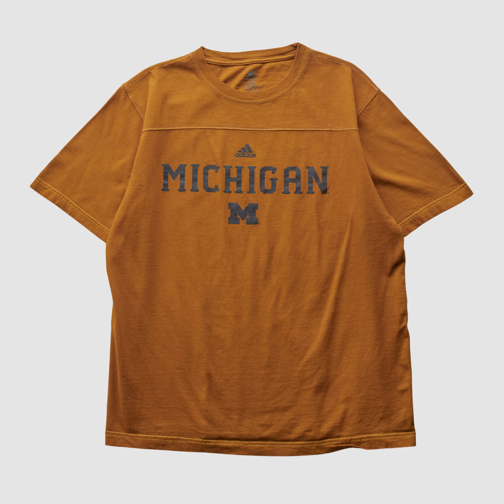 Michigan Wolverines Adidas 2010s T-shirt - Clay - S