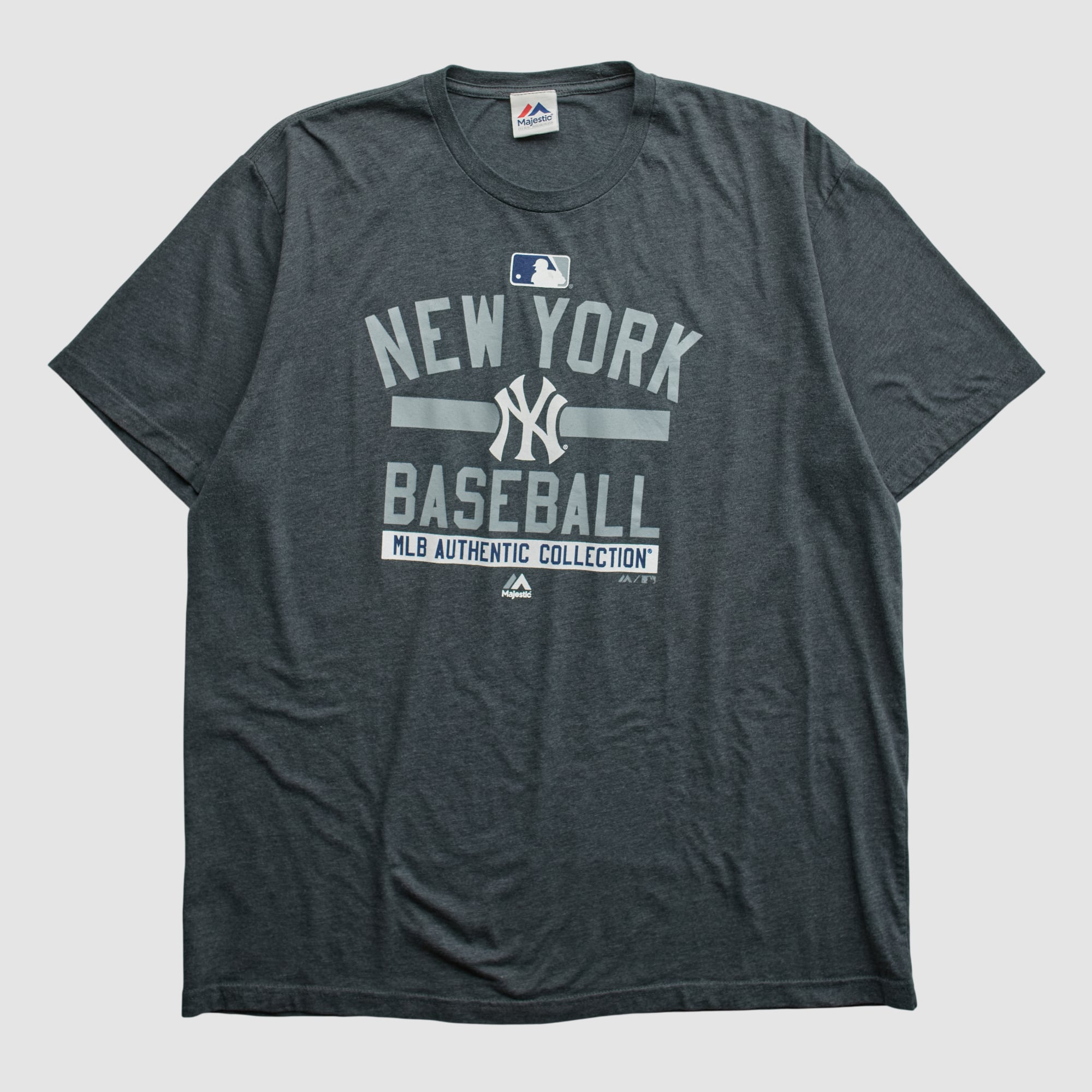New York Yankees Majestic 2010s T-shirt - Dark Heather Gray - L