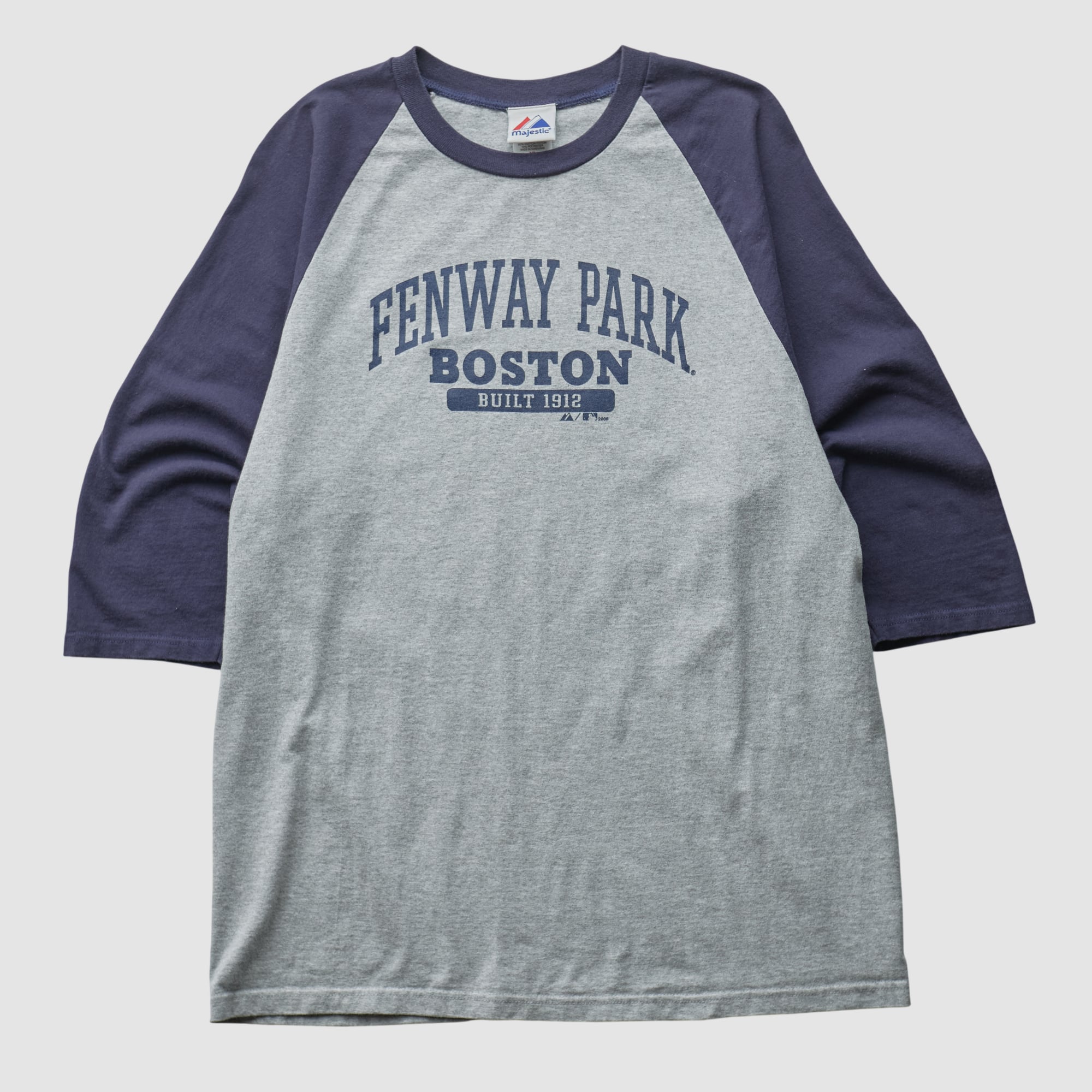 Boston Red Sox Majestic 2000s T-shirt - Heather Gray - L