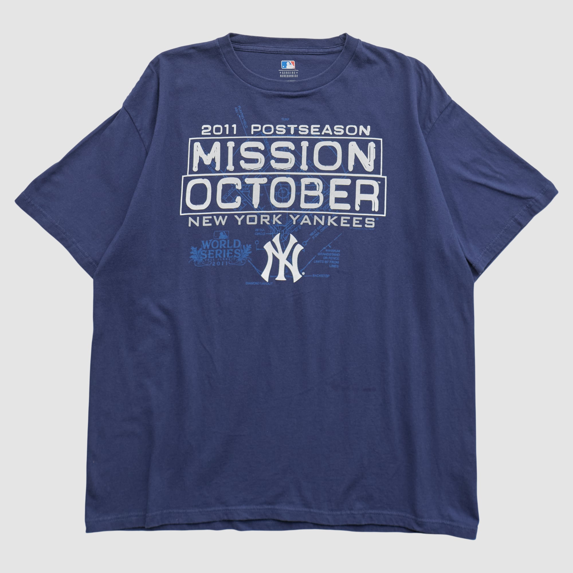 New York Yankees Genuine Merchandise 2011 T-shirt - Navy - L
