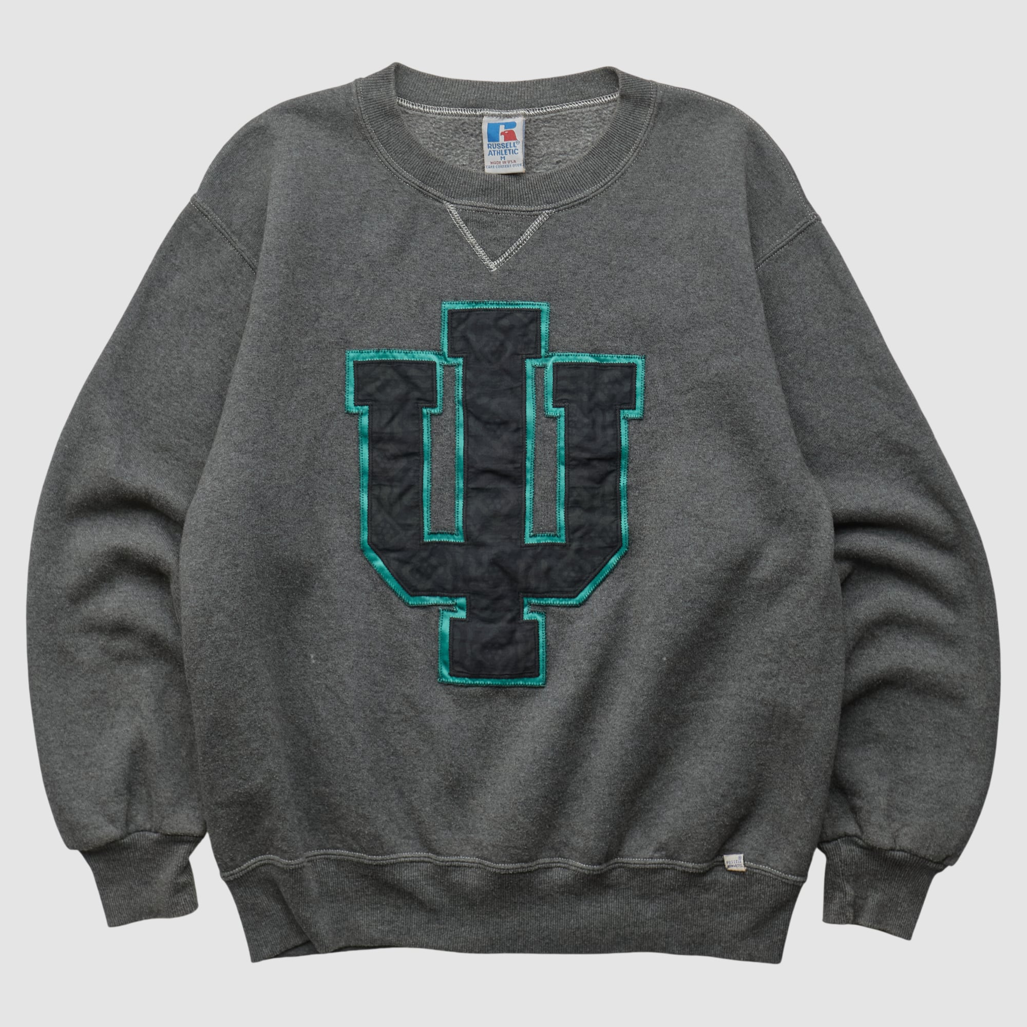 Indiana University of Pennsylvania Crimson Hawks Russell 90s Pullover Sweatshirt - Charcoal - S