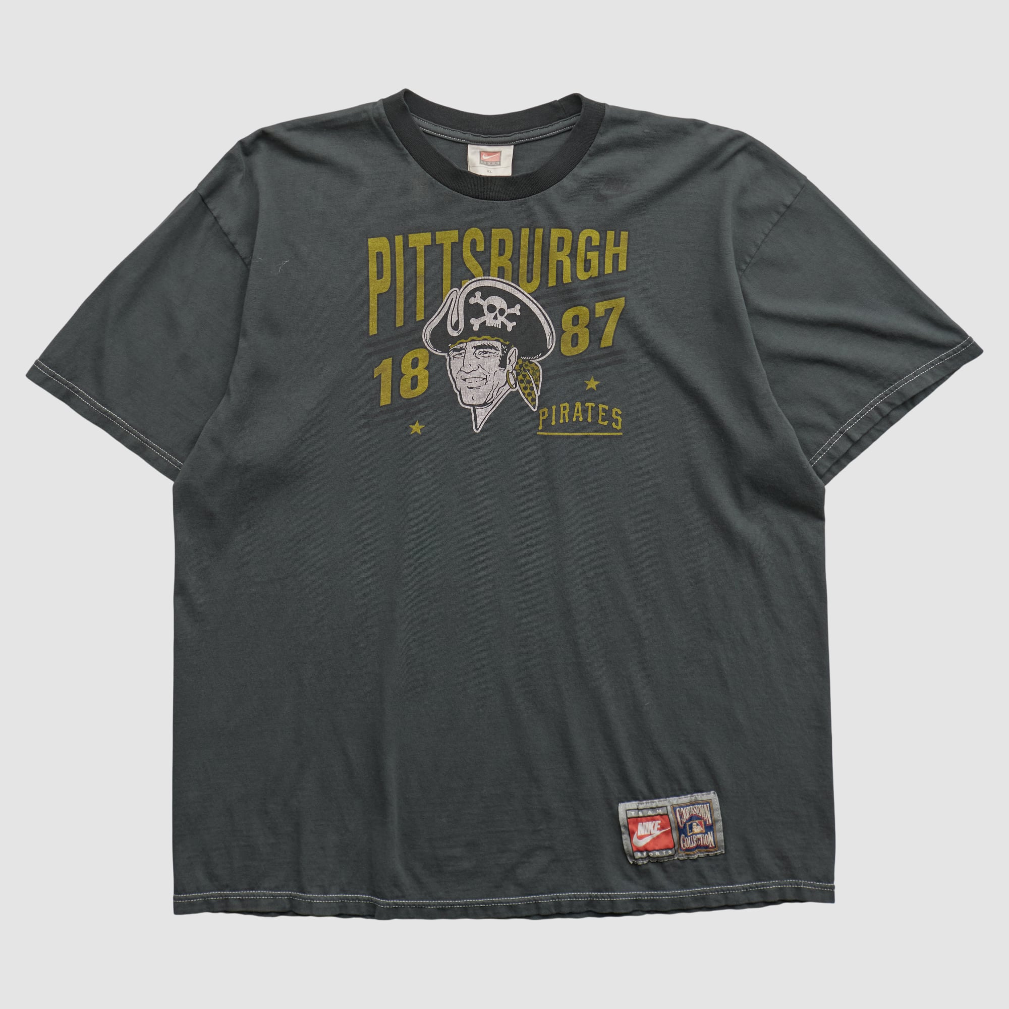 Pittsburgh Pirates Nike 2000s T-shirt - Charcoal - M