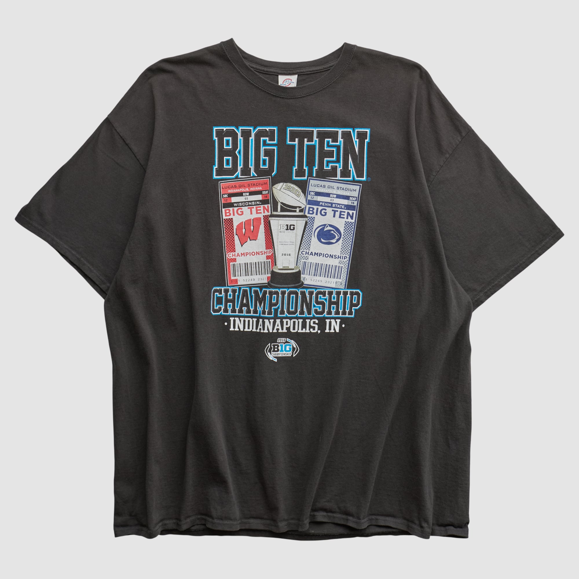 Wisconsin Badgers Delta 2016 T-shirt - Black - 2XL