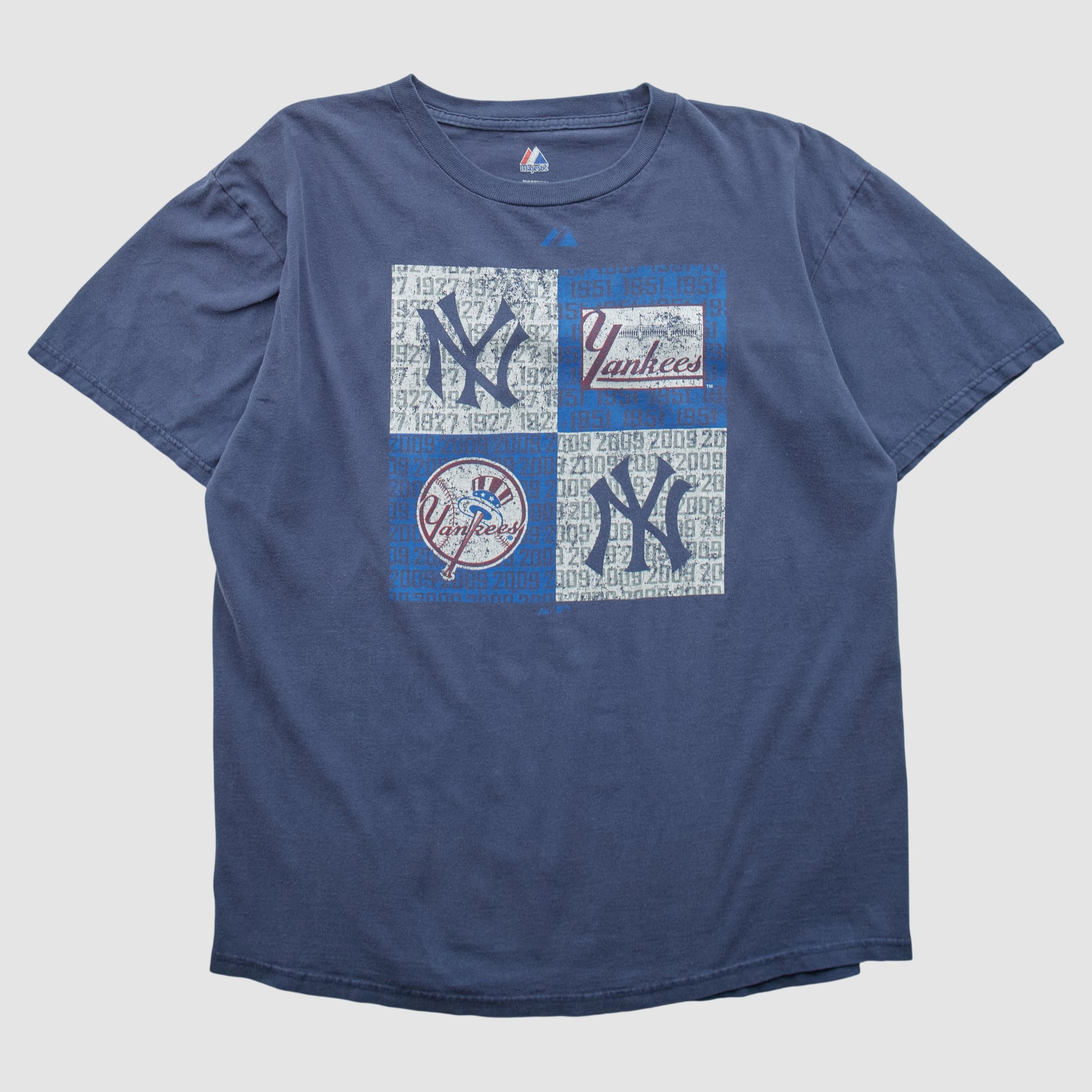 New York Yankees Majestic 2010s T-shirt - Navy - M