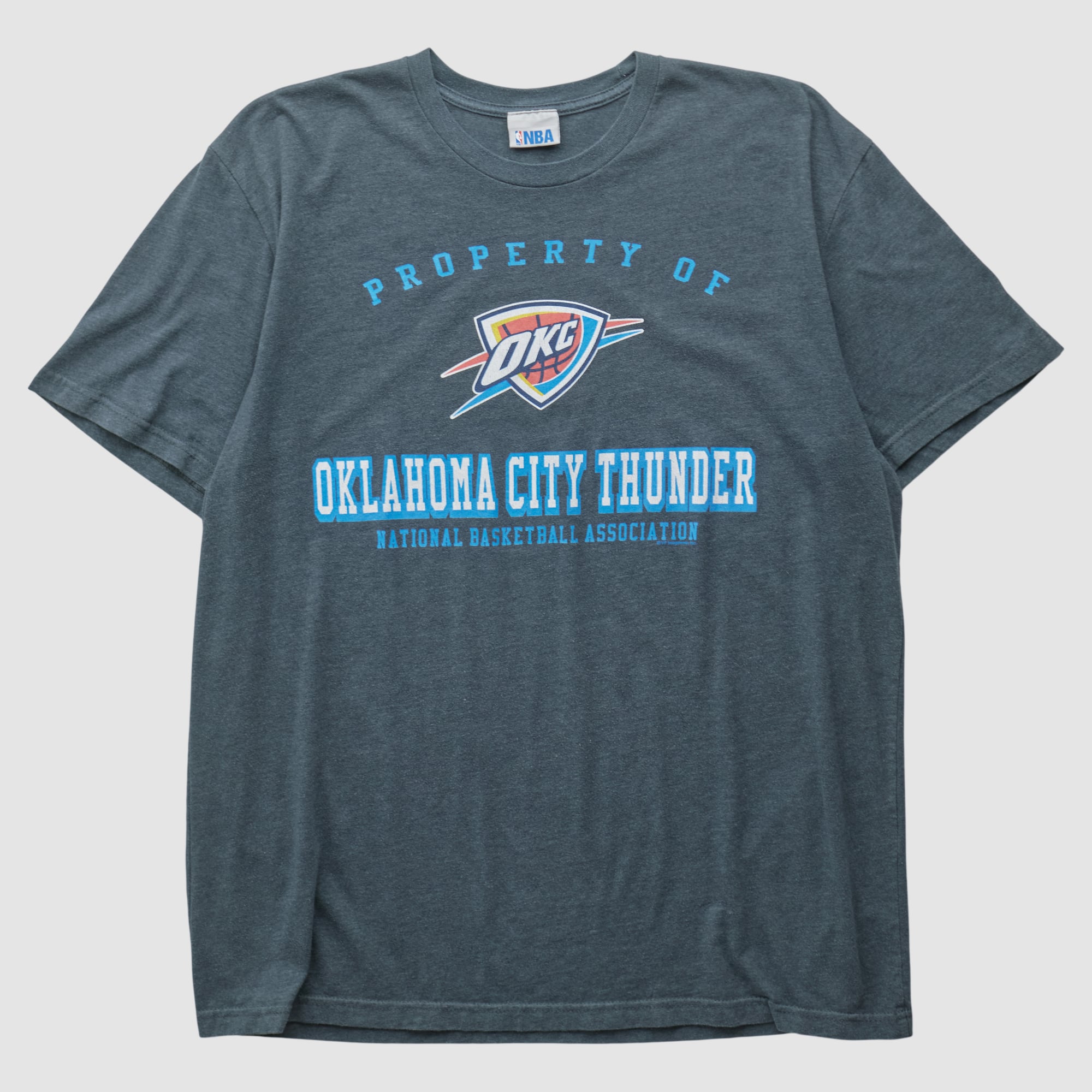 Oklahoma City Thunder NBA 2000s T-shirt - Charcoal - L