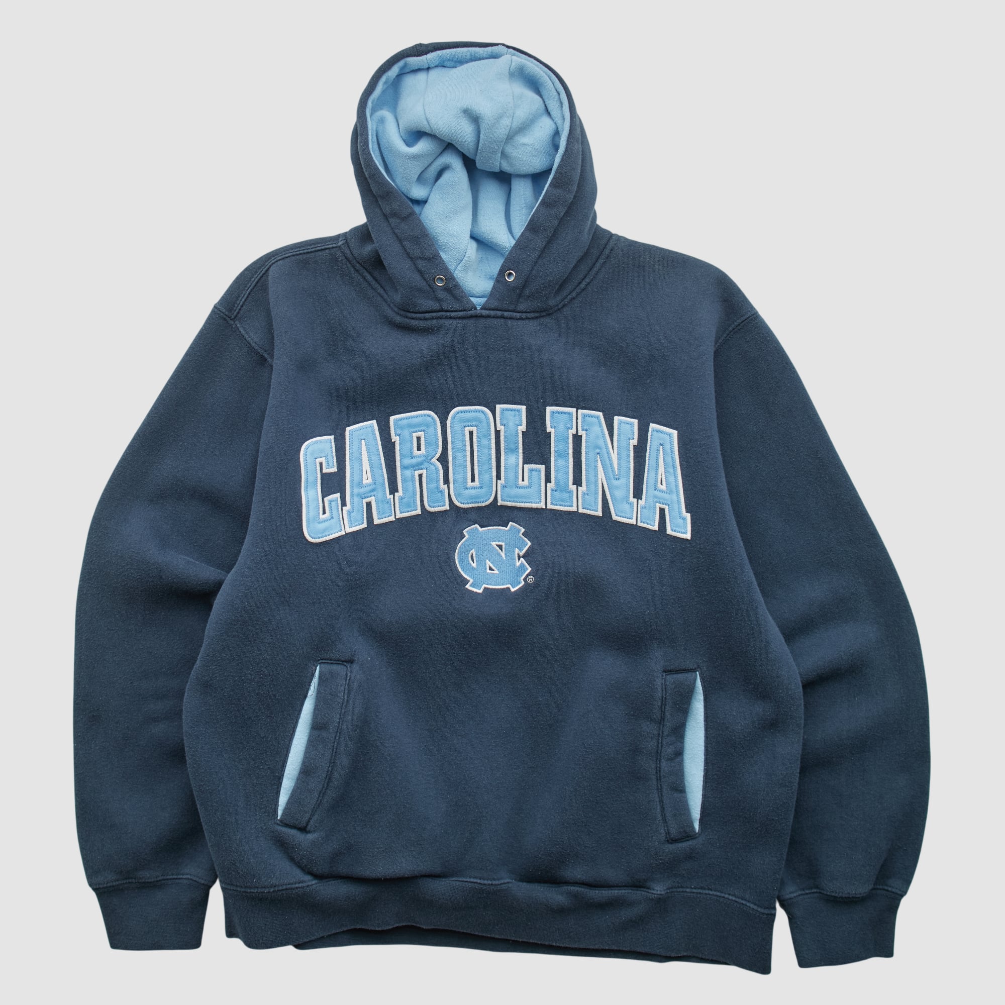 North Carolina Tar Heels Team Edition Apparel 2000s Hooded Pullover Sweatshirt - Navy - S
