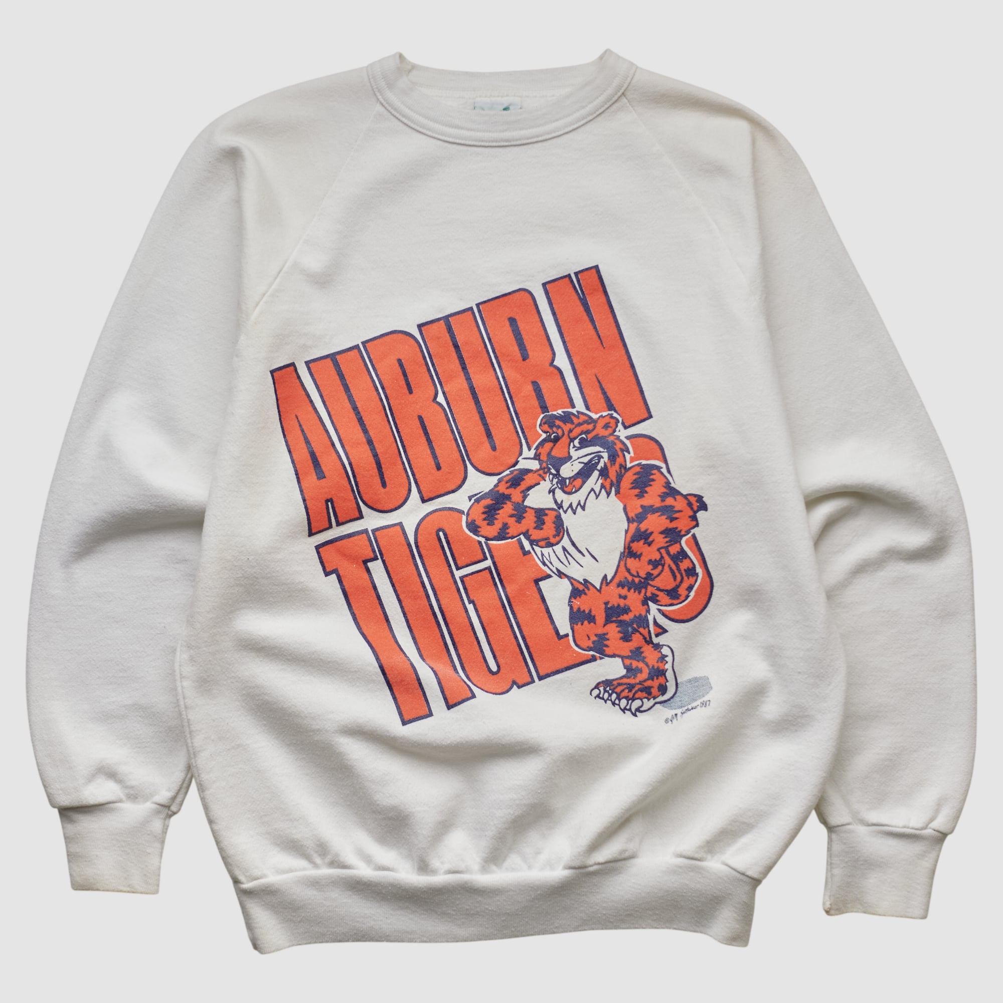 Auburn Tigers Alore 1987 Pullover Sweatshirt - White - XS