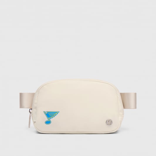 St. Louis Blues lululemon Everywhere Belt Bag - Light Ivory