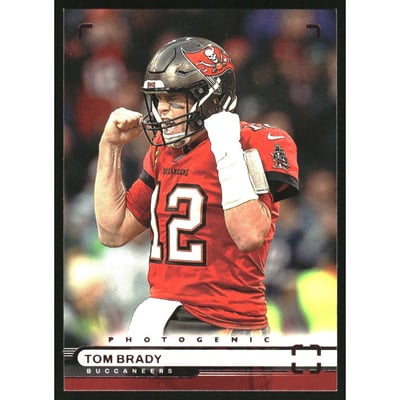 2022 Panini Chronicles Photogenic Pink #25 Tom Brady