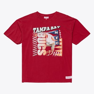 Tampa Bay Buccaneers Mitchell & Ness Core Essentials Street Graphic Short Sleeve T-Shirt - Red
