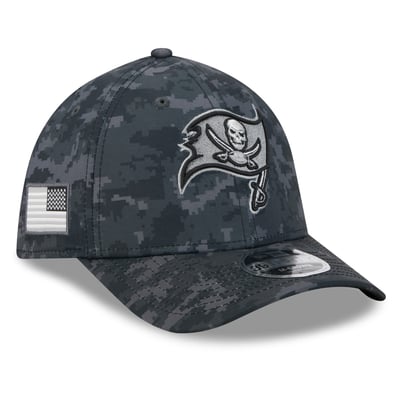 Tampa Bay Buccaneers New Era 2026 Salute To Service 39THIRTY M-Crown Stretch Hat - Black