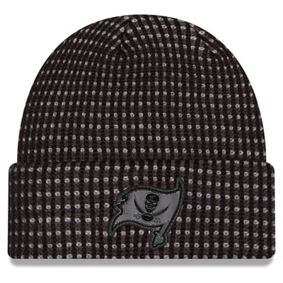 Tampa Bay Buccaneers New Era 2026 Sideline Cold Weather  Cuffed Knit Hat - Black