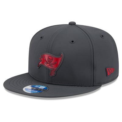 Tampa Bay Buccaneers New Era 2026 Sideline Cold Weather  9FIFTY Snapback Hat - Charcoal