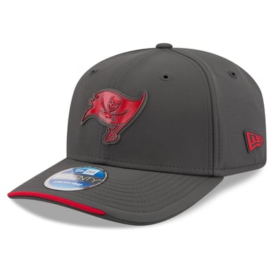Tampa Bay Buccaneers New Era 2026 Sideline Cold Weather  9SEVENTY Adjustable Hat - Charcoal