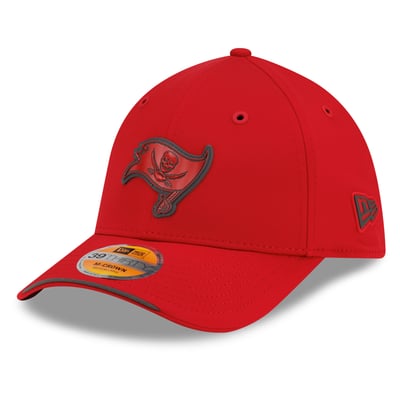 Tampa Bay Buccaneers New Era 2026 Sideline 39THIRTY M-Crown Flex Hat - Red