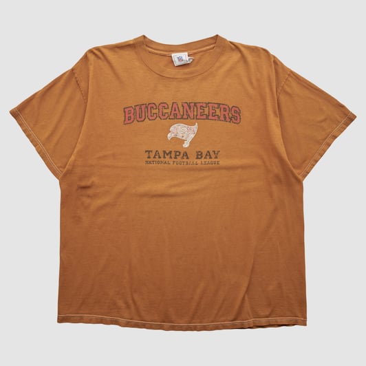 Tampa Bay Buccaneers NFL 2000s T-shirt - Clay - XL by Fanatics Real Vintage