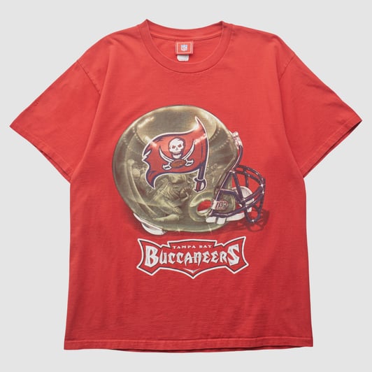 Tampa Bay Buccaneers NFL 2000s T-shirt - Red - M by Fanatics Real Vintage