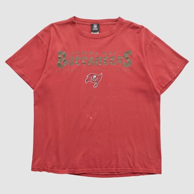 Tampa Bay Buccaneers NFL 2010s T-shirt - Red - M by Fanatics Real Vintage
