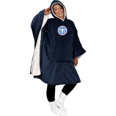 Tennessee Titans Pegasus Team 50" x 70" Bloncho Sherpa Fan Cape