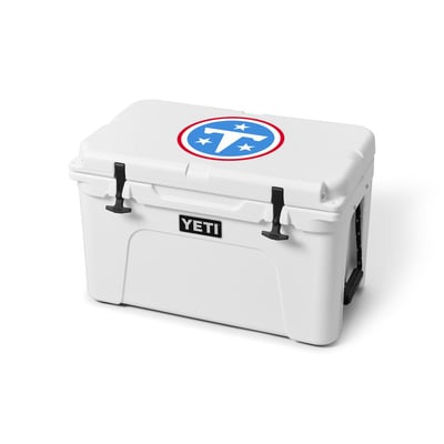 Tennessee Titans YETI Tundra 45 Hard Cooler - White
