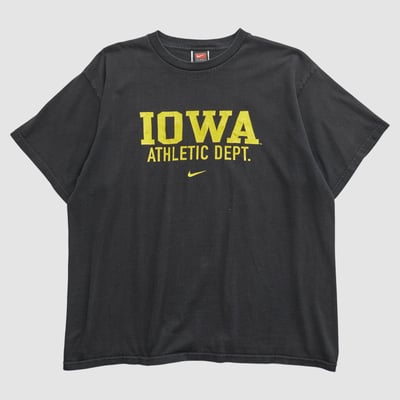 University of Iowa Nike 2000s T-shirt - Black - L by Fanatics Real Vintage