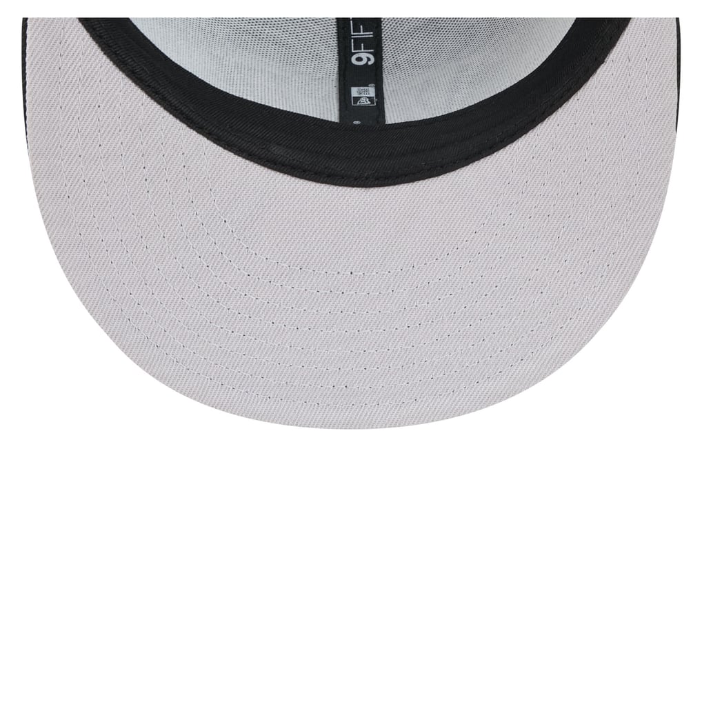 Washington Commanders New Era 9FIFTY Snapback Trucker Hat - Black/White