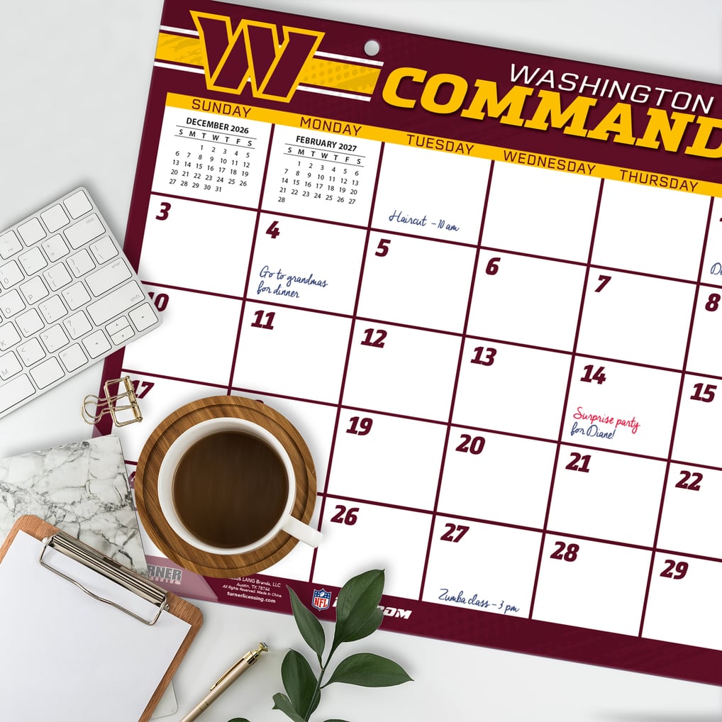Washington Commanders 17" x 11" Desk Pad Calendar