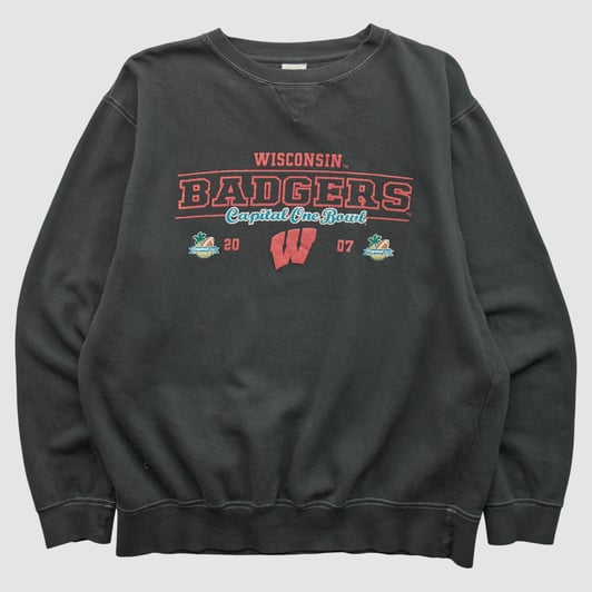 Wisconsin Badgers Crown USA Sport 2007 Sweatshirt - Black - XL by Fanatics Real Vintage